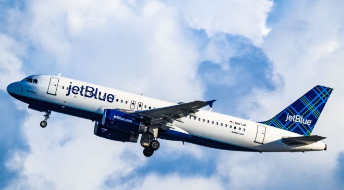 JetBlue anuncia plan para activar vuelos directos entre Fort Lauderdale y Maiquetía JetBlue anuncia plan para activar vuelos directos entre Fort Lauderdale y Maiquetía