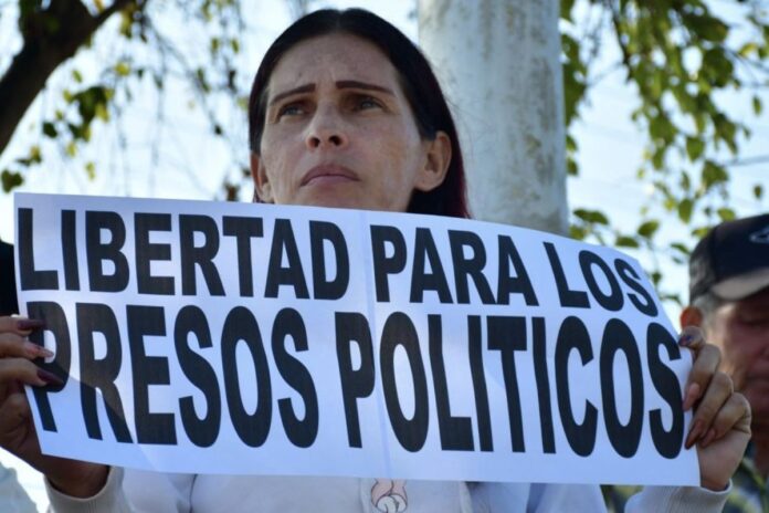 Hermana de preso político Rafael Escorihuela: «Hay muchas personas inocentes que están siendo recluidas y torturadas» Hermana de preso político Rafael Escorihuela: "Hay muchas personas inocentes que están siendo recluidas y torturadas"