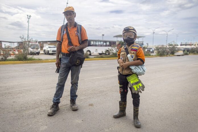 Sebastián Corro, el «topito» venezolano de diez años que salvó dos mascotas tras terremotos del 24Jun Sebastián Corro, el "topito" venezolano de diez años que salvó dos mascotas tras terremotos del 24Jun