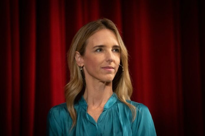 «A Trump le conviene la presencia de María Corina Machado en Venezuela porque es quien puede encauzar la indignación de manera pacífica» "A Trump le conviene la presencia de María Corina Machado en Venezuela porque es quien puede encauzar la indignación de manera pacífica"
