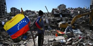 Un bebé nació entre los escombros del letal doble terremoto en La Guaira Un bebé nació entre los escombros del letal doble terremoto en La Guaira