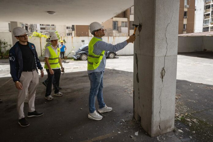 Carlos Ocariz denuncia retrasos en la reactivación de ascensores que mantienen a vecinos atrapados en edificios de Caracas Carlos Ocariz denuncia retrasos en la reactivación de ascensores que mantienen a vecinos atrapados en edificios de Caracas