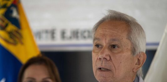 Federación Médica Venezolana: «La Constitución es clara, el interinato presidencial ha culminado»