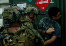 Marines de EE. UU. realizaron simulacro de interdicción en un buque anclado en el Puerto de La Guaira Marines de EE. UU. realizaron simulacro de interdicción en un buque anclado en el Puerto de La Guaira