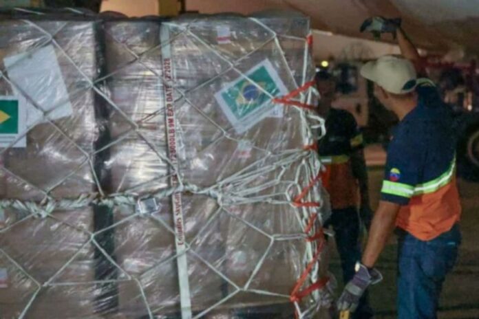 Brasil dona 690 mil dosis de vacunas a Venezuela en medio de emergencia tras terremotos Brasil dona 690 mil dosis de vacunas a Venezuela en medio de emergencia tras terremotos