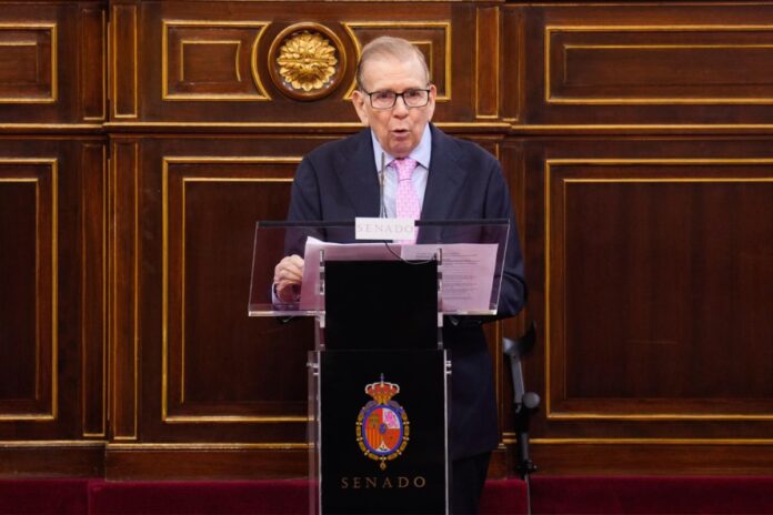 Edmundo González Urrutia: «Reconstruir Venezuela exigirá recuperar instituciones y la confianza» Edmundo González Urrutia: "Reconstruir Venezuela exigirá recuperar instituciones y la confianza"