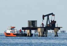 Wall Street Journal: Grandes petroleras estadounidenses que intentan entrar en Venezuela se han topado con un muro Wall Street Journal: Grandes petroleras estadounidenses que intentan entrar en Venezuela se han topado con un muro