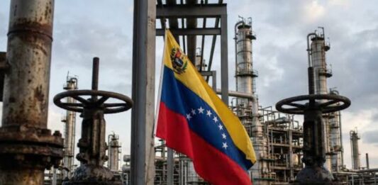 Revista Mercado: ¿Qué implica para la región que EE. UU. condicione operaciones e ingresos durante la transición en Venezuela?