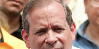 Juan Pablo Guanipa sobre diálogo entre la Asamblea Nacional 2015 y la AN Chavista: «Se han burlado de los acuerdos que se han hecho» Juan Pablo Guanipa sobre diálogo entre la Asamblea Nacional 2015 y la AN Chavista: "Se han burlado de los acuerdos que se han hecho"