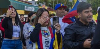 El miedo somete a venezolanos en el Doral: huyen de ICE por temor a ser deportados El miedo somete a venezolanos en el Doral: huyen de ICE por temor a ser deportados