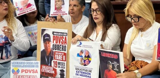 Familiares de 77 presos por caso «PDVSA-Obrero» exigen medidas cautelares